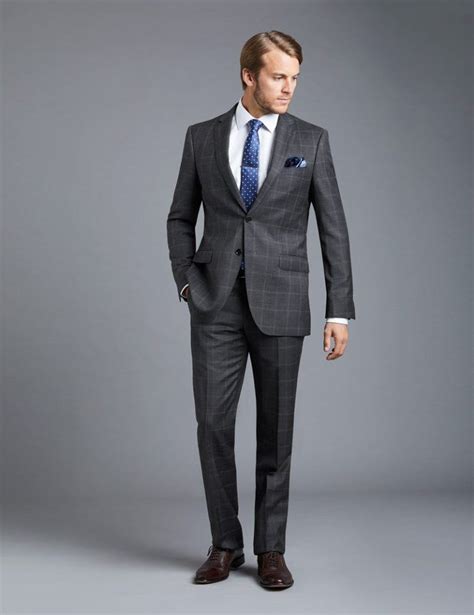 shoes with charcoal suit.